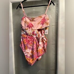 Nwt Kona Sol bathing suit sz L